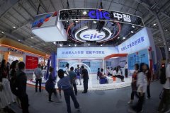 <strong>持化AI手艺正在人</strong>